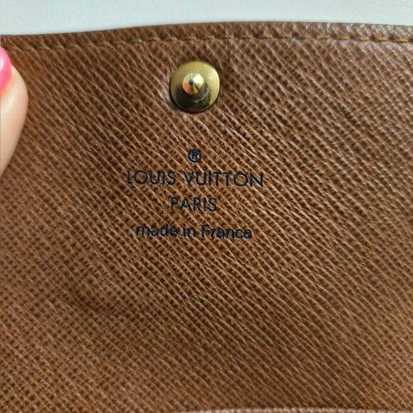 Louis Vuitton Monogram 6 Key holder - Picture 8 of 16